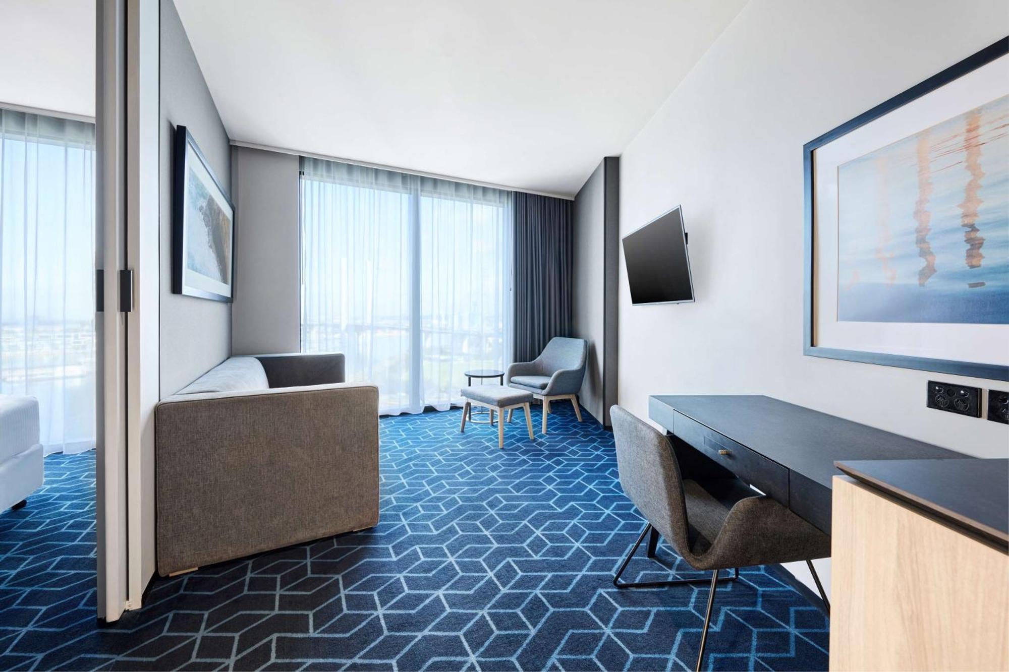 Vibe Hotel Melbourne Docklands Экстерьер фото